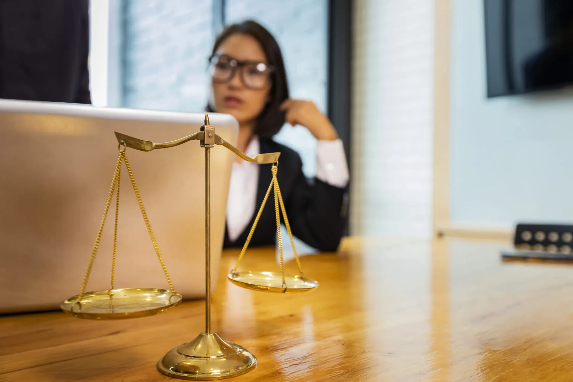 How EH Mediation Helps You Make Informed and Cost-Effective Decisions Gloucestershire